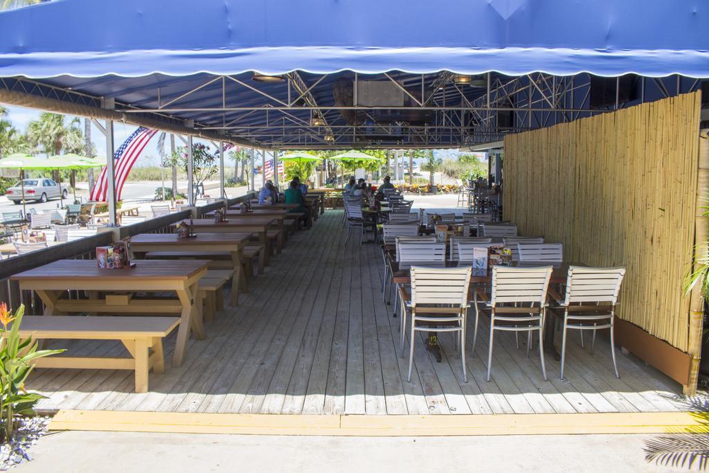 Rhumcay Beach Resort And Grille Fort Pierce Esterno foto