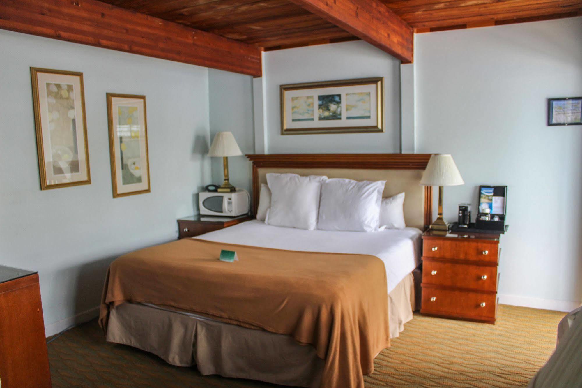 Rhumcay Beach Resort And Grille Fort Pierce Esterno foto