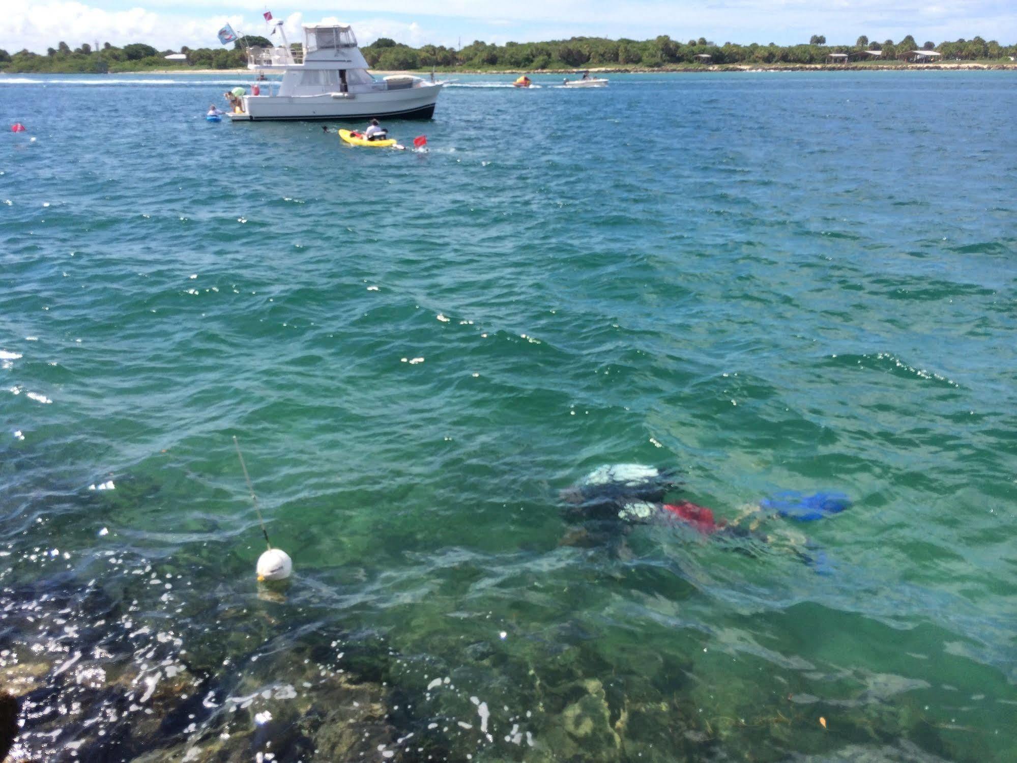 Rhumcay Beach Resort And Grille Fort Pierce Esterno foto